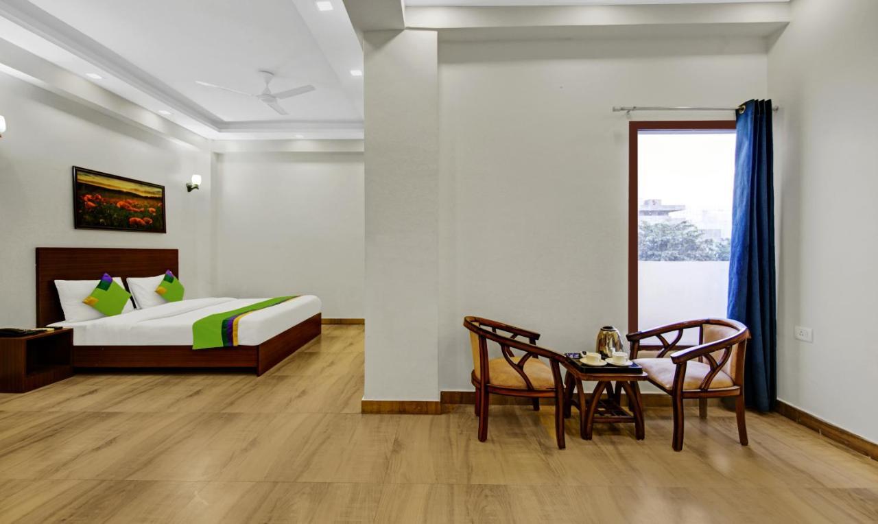 Noida Grand Churned Esterno foto
